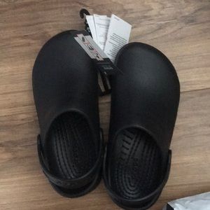 brand new navy blue crocs. Never worn at all!